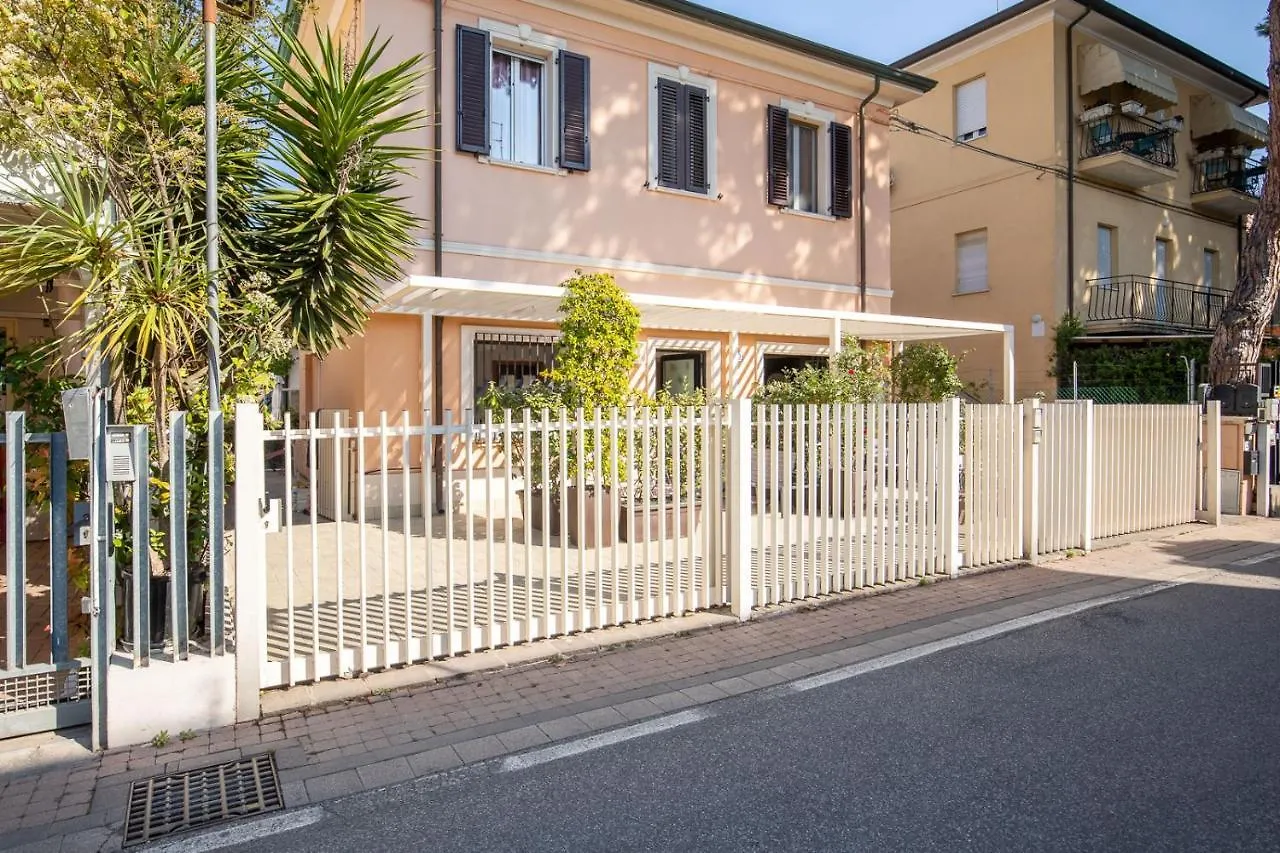 Apartment Romantico Open Space A 3Min Dalla Spiaggia - Homeunity Rimini