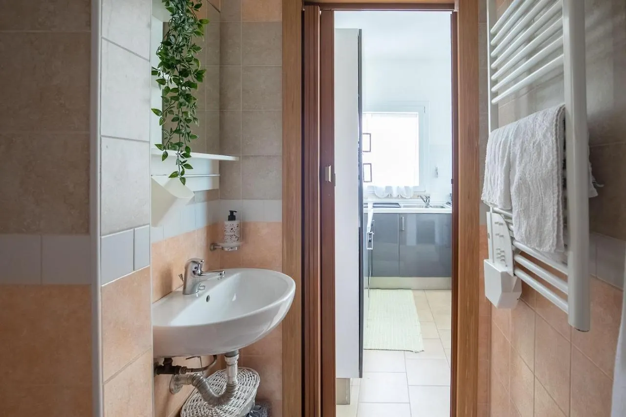 Apartment Romantico Open Space A 3Min Dalla Spiaggia - Homeunity Rimini