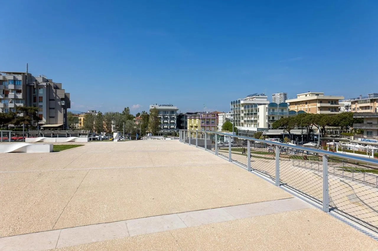 Apartment Romantico Open Space A 3Min Dalla Spiaggia - Homeunity Rimini Italy